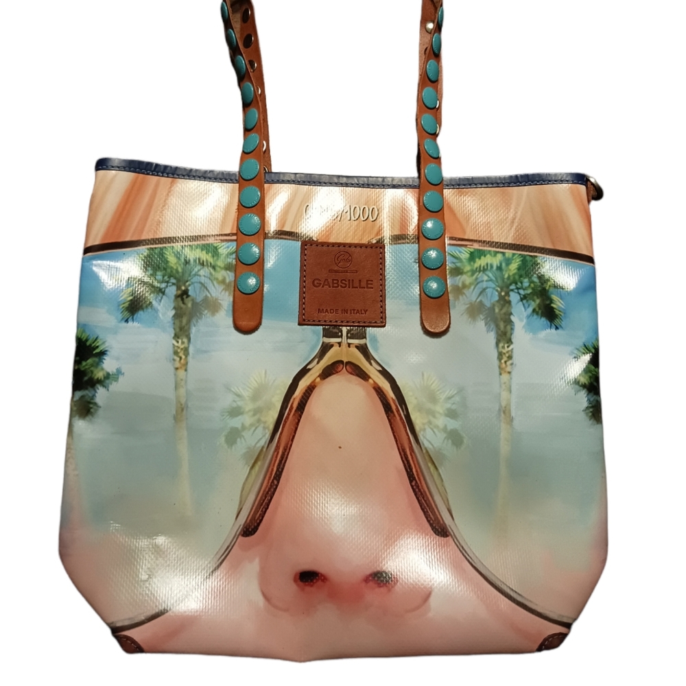 Shoulder bag